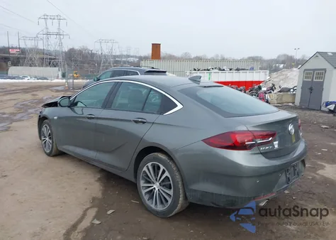 2018 Buick Regal Sportback Essence z USA, uszkodzony, nr VIN W04GP6SX9J1074899